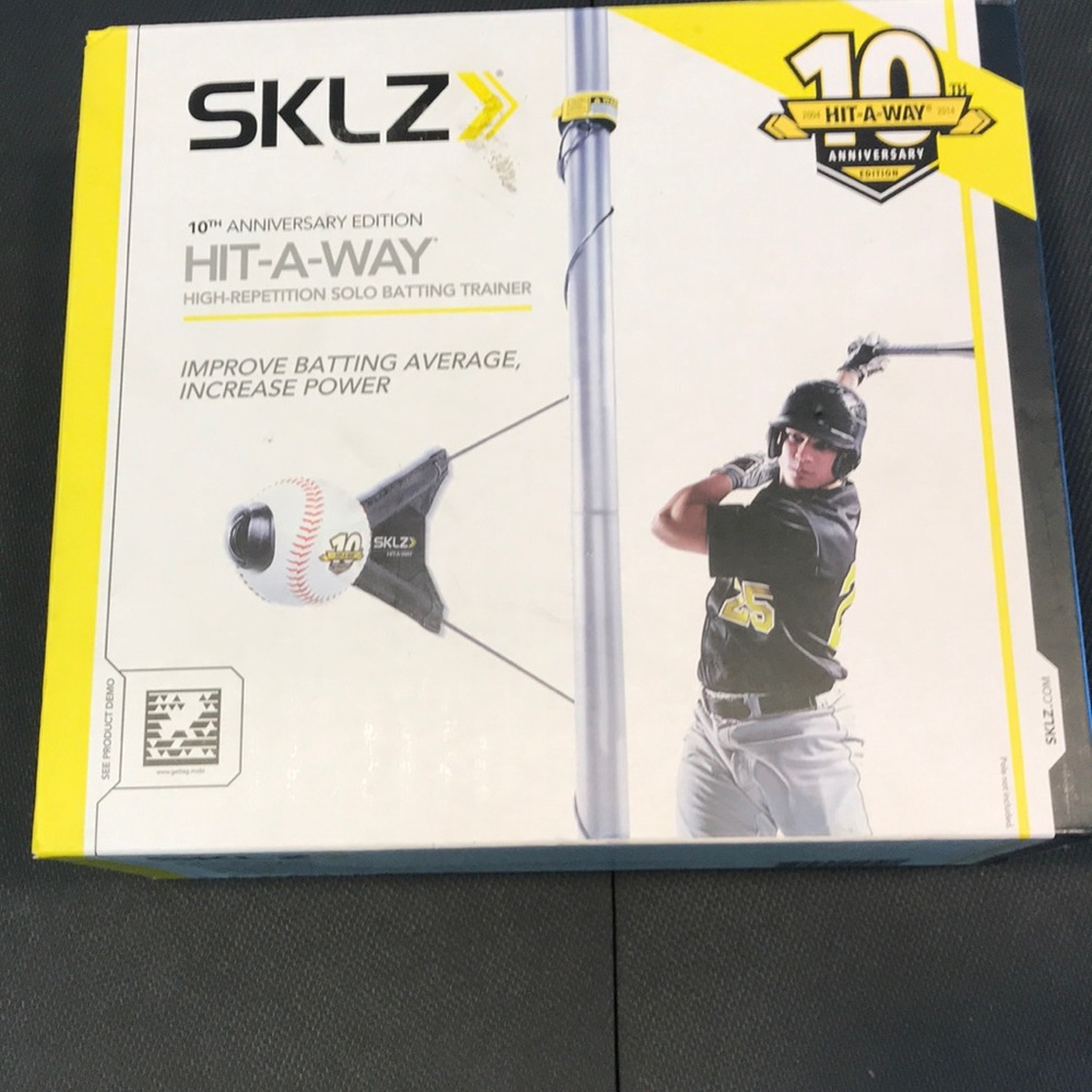 Solo batting trainer